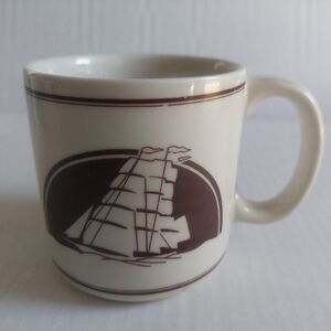 1987 HICKORY FARMS Coffee MUG Sailboat Vintage CUP